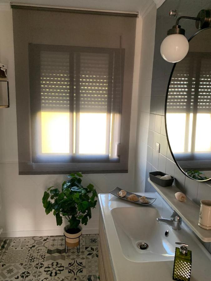 Acogedor Apartamento En Pleno Corazon De Triana Севиля Екстериор снимка